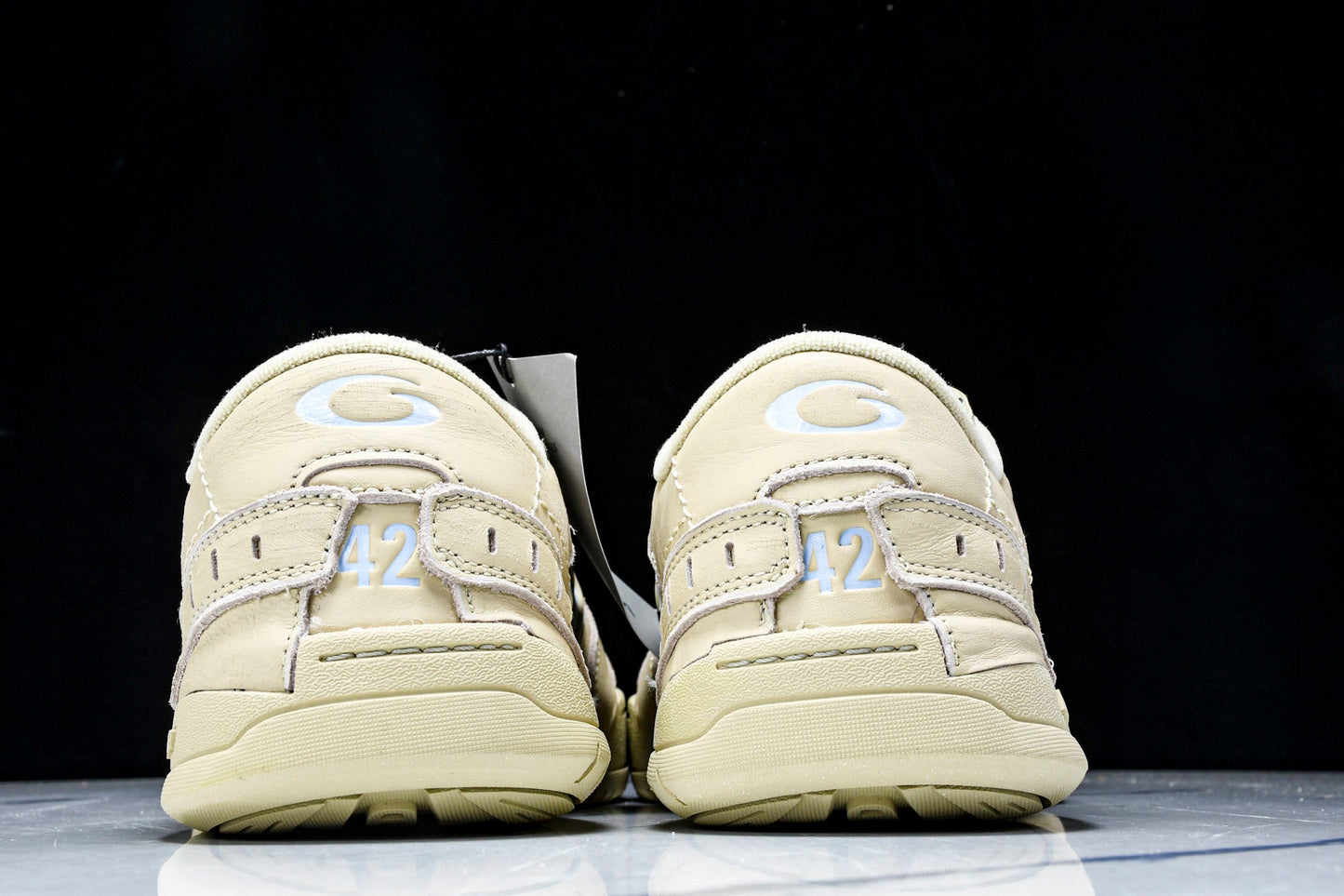 Вalenciaga Hamptons Worn-Out Sneaker 'Beige'