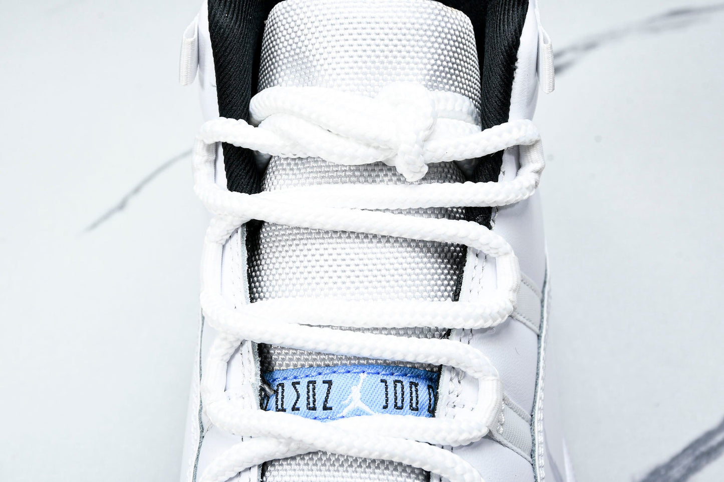 AJ11 Retro 'Legend Blue'