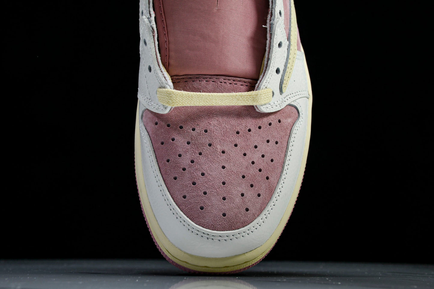 Travis Scott AJ1 Retro Low OG 'Shy Pink' - UK 8 / US 9 / EU 42.5