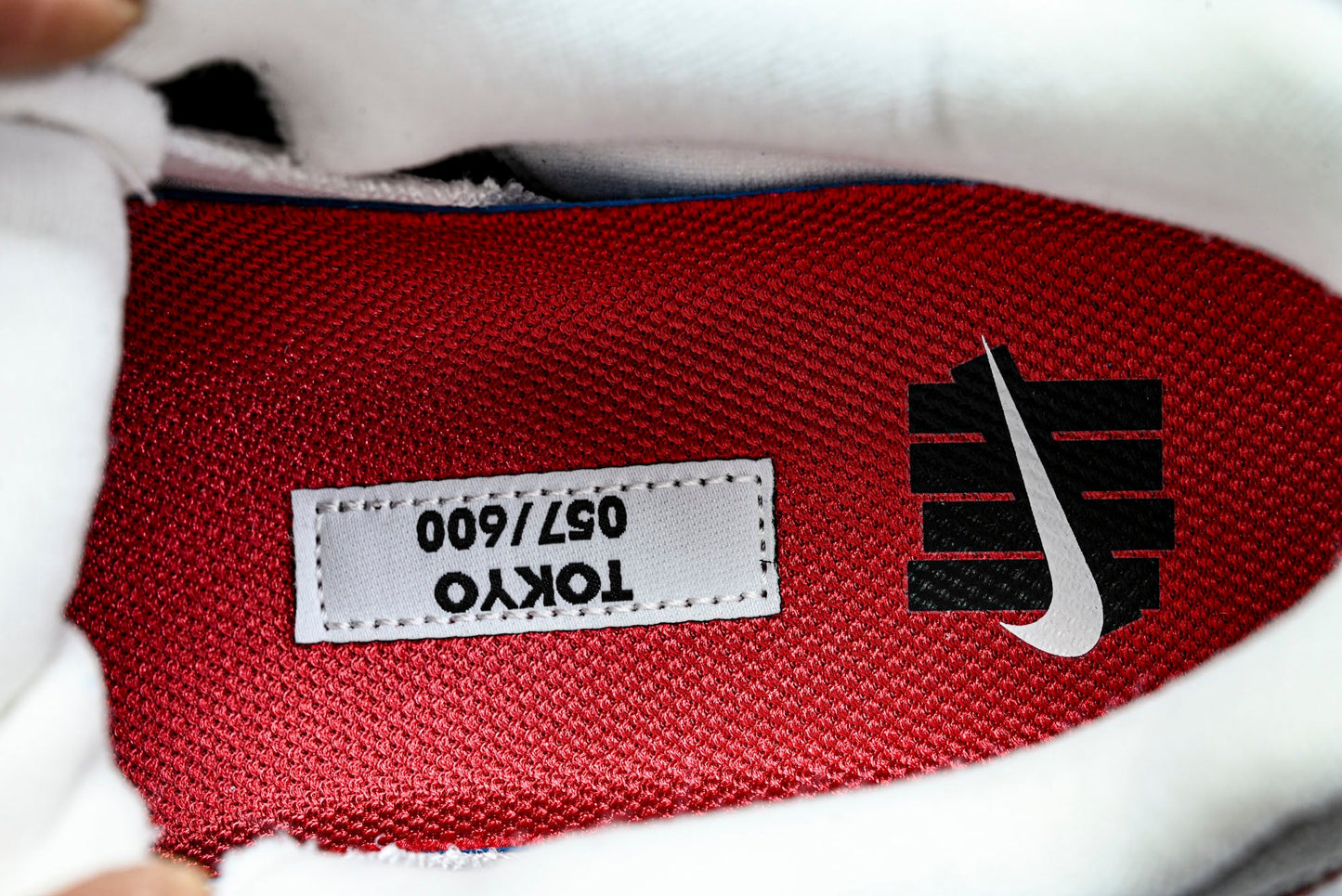 Undefeated x AM95 Geo Exclusive Pack 'Tokyo Bright Crimson'