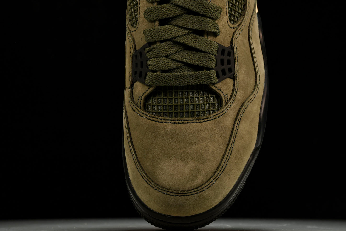 AJ4 Retro x Undefeated 2005 'UNDFTD'