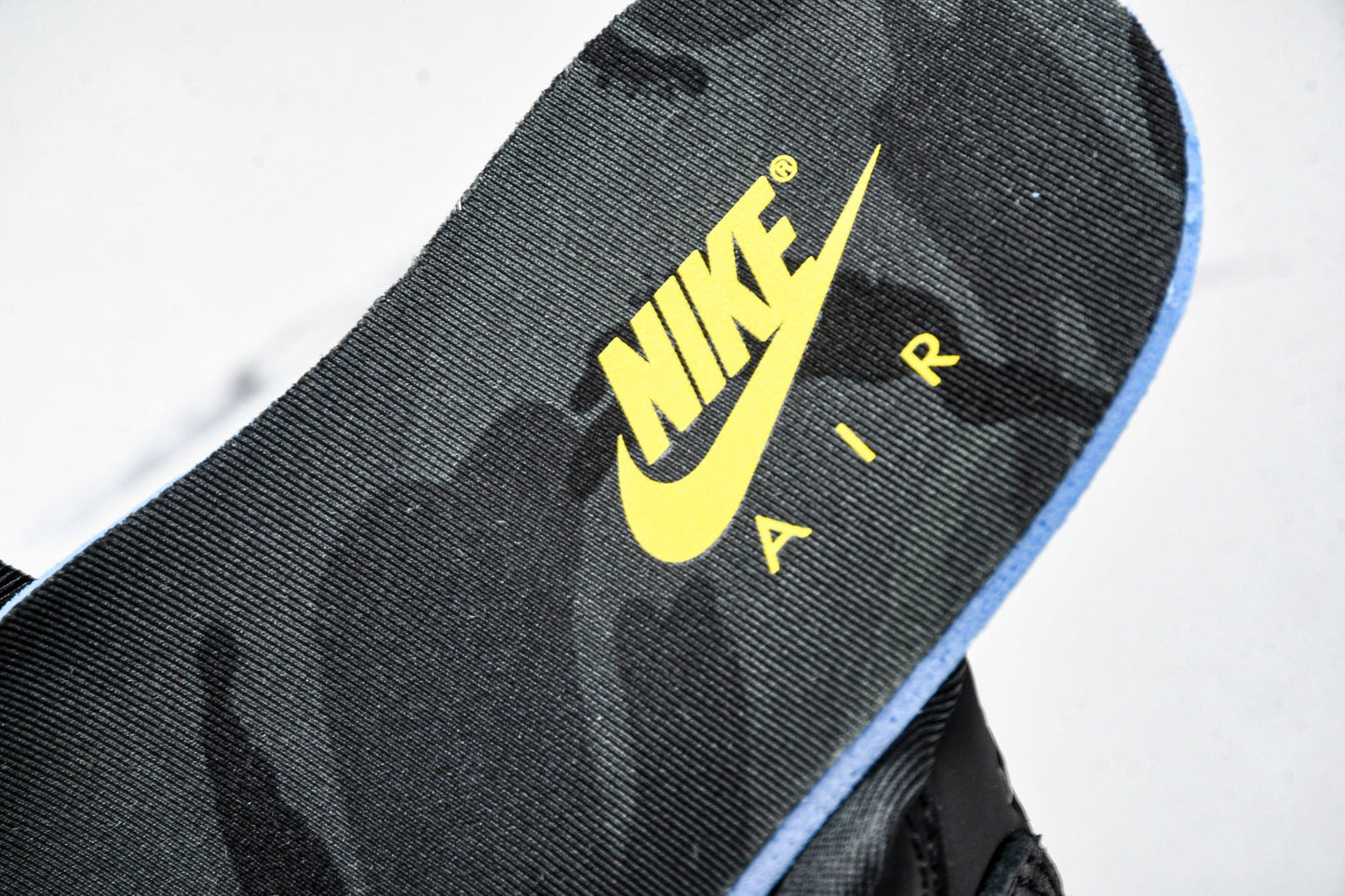 Corteiz x AM95 'Honey Black'