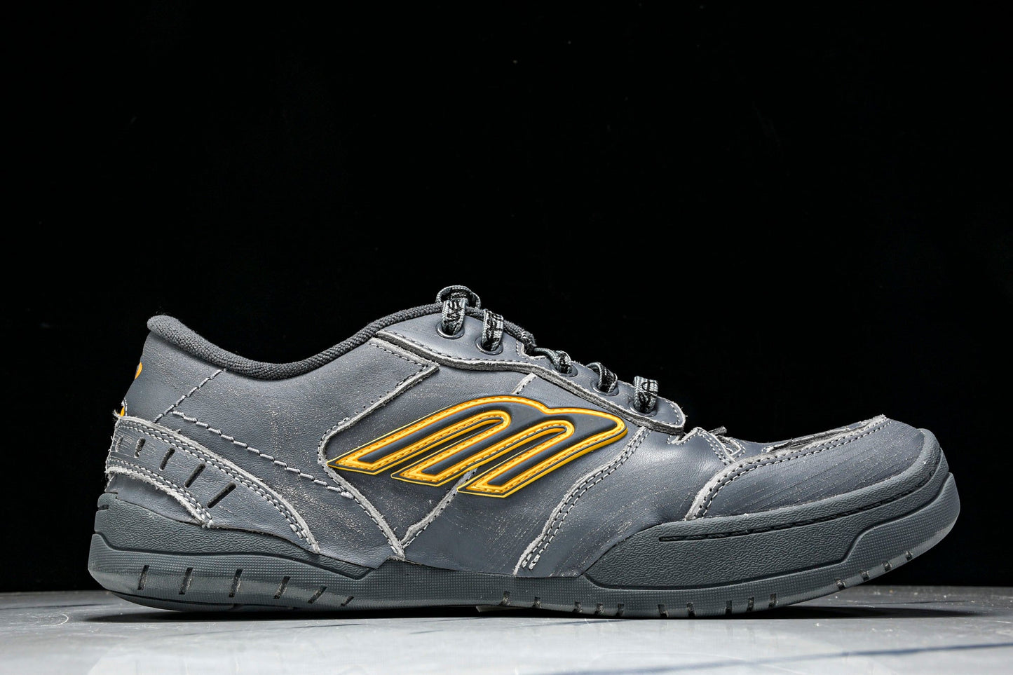 Вalenciaga Hamptons Worn-Out Sneaker 'Grey Yellow'