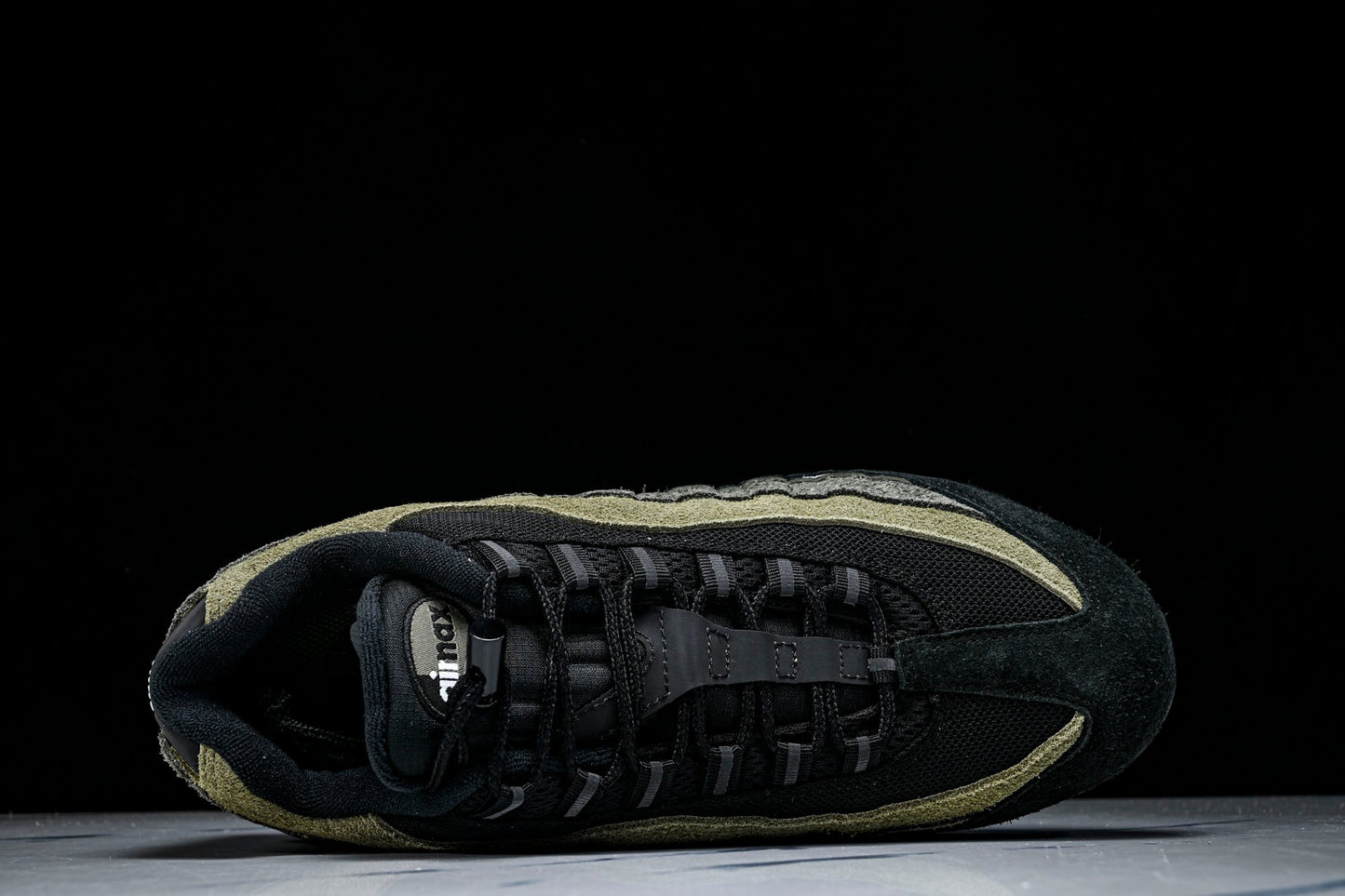 Undefeated x AM95 Geo Exclusive Pack 'LA Brea'