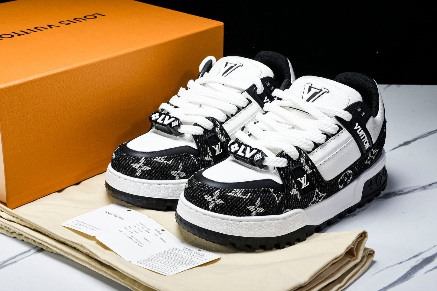 Louis Vuittоп Trainer Maxi 'Monogram Black White' - UK 6 / US 7 / EU 40