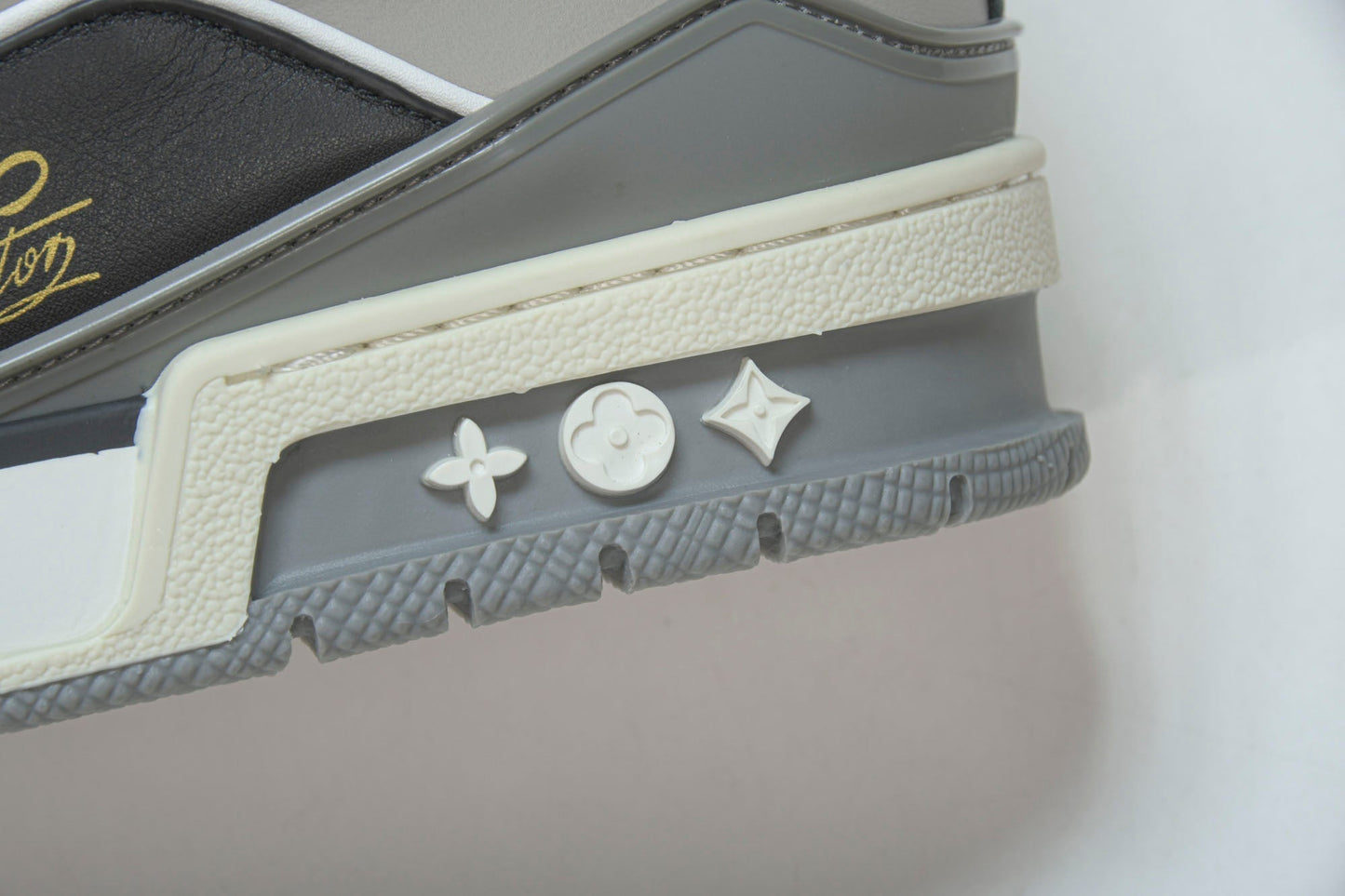 Louis Vuittоп Trainer Low 'Black Grey' - UK 5 / US 6 / EU 39