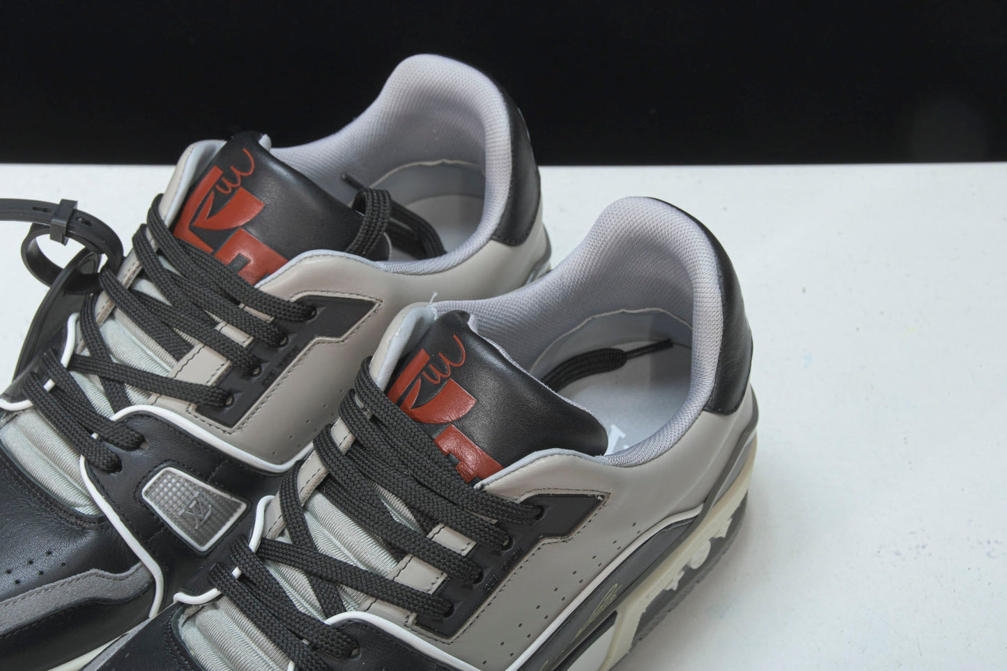 Louis Vuittоп Trainer Low 'Black Grey' - UK 5 / US 6 / EU 39