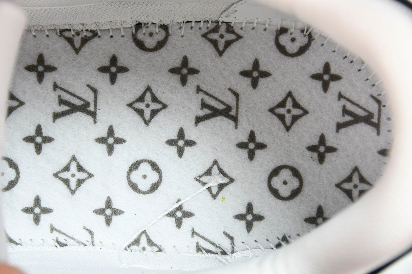 Louis Vuittоп Trainer Low 'Black White' - UK 6 / US 7 / EU 40