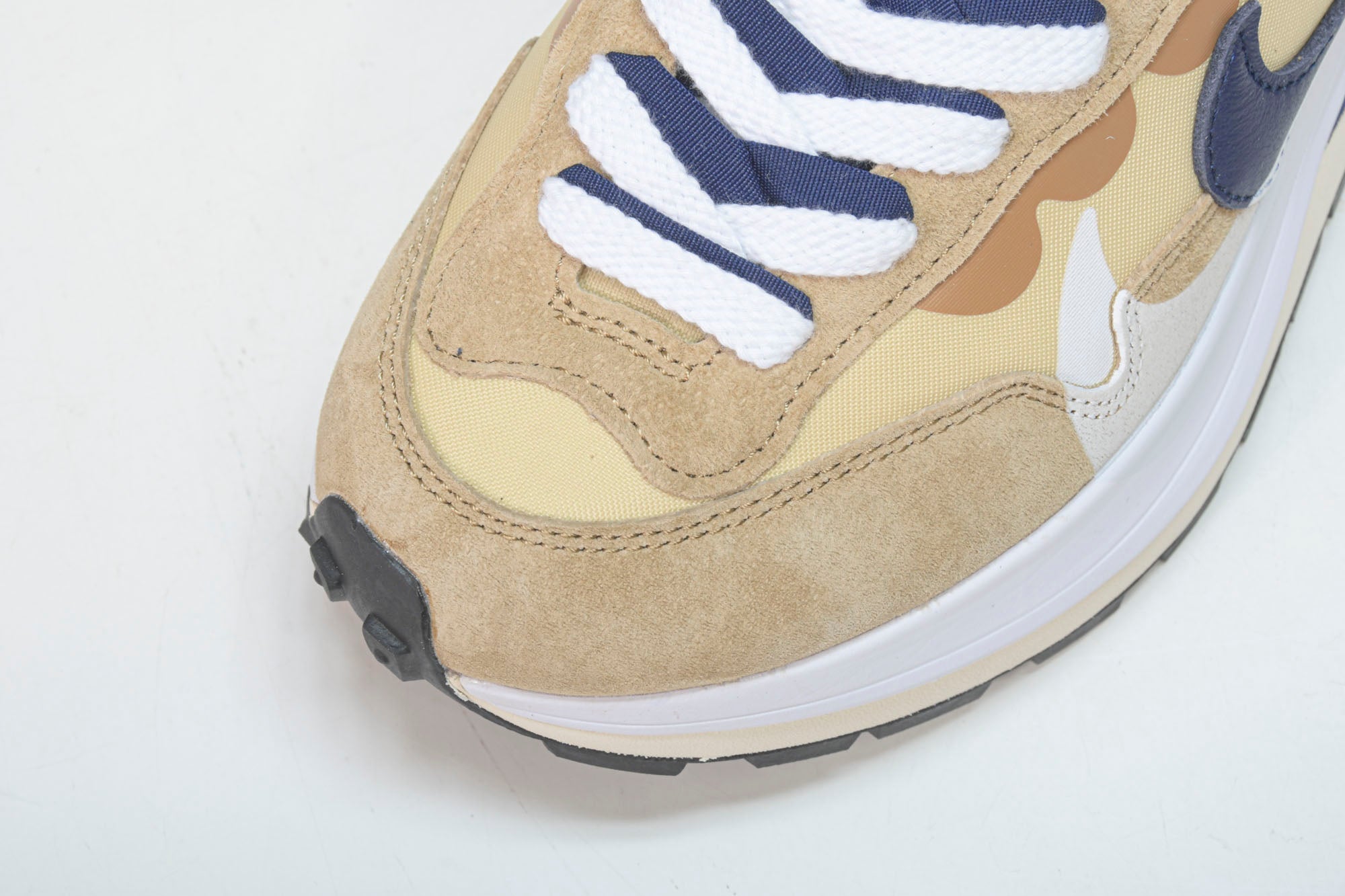 Sacai VaporWaffle ‘Sesame’ - UK 6.5 / US 7.5 / EU 40.5