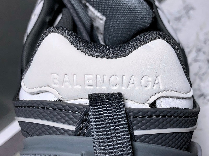 Track 2.0 Trainer 'Grey Black' - UK 11 / US 12 / EU 45