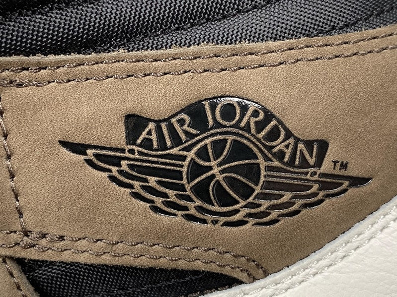 Travis Scott AJ1 Retro High - UK W 4.5 (M 5) / US W 7 (M 5.5) / EU 38