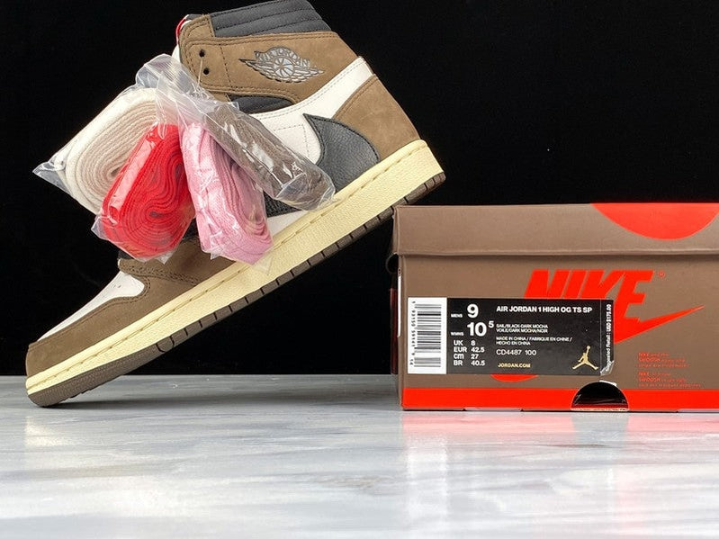 Travis Scott AJ1 Retro High - UK W 4.5 (M 5) / US W 7 (M 5.5) / EU 38
