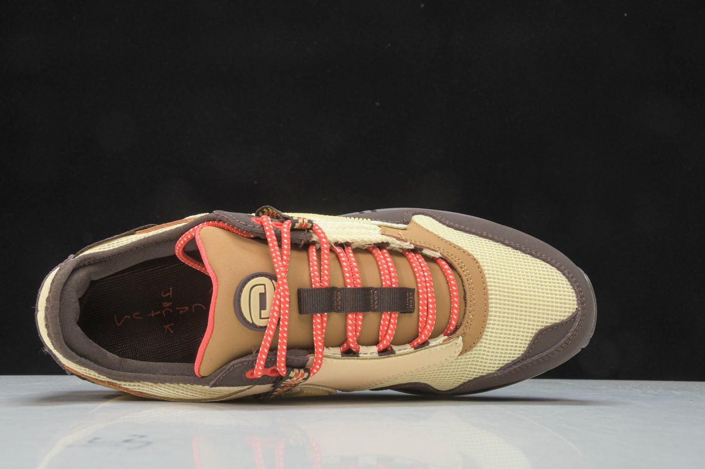 Travis Scott AM1 'Baroque Brown' - UK 6.5 / US 7.5 / EU 40.5