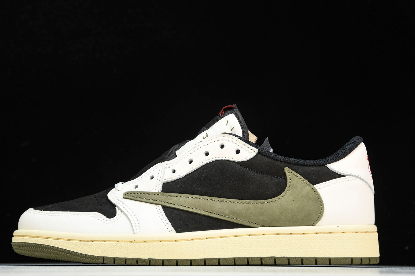 Travis Scott x AJ1 Low OG 'Olive' - UK W 4 (M 4.5) / US W 6.5 (M 5) / EU 37.5