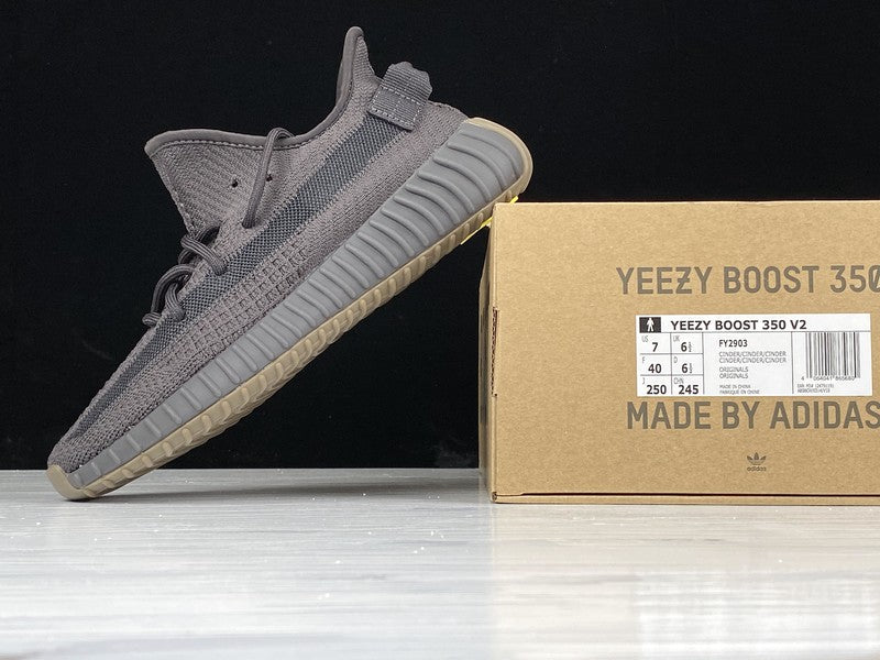 Yzy Boost 350 v2 Cinder Non-Reflective - UK 12 / US 12.5 / EU 47