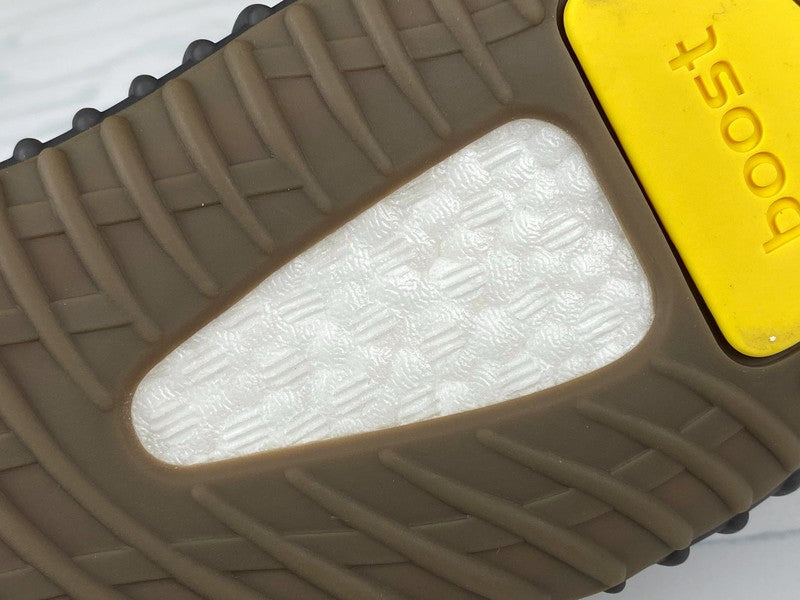 Yzy Boost 350 v2 Cinder Non-Reflective - UK 12 / US 12.5 / EU 47