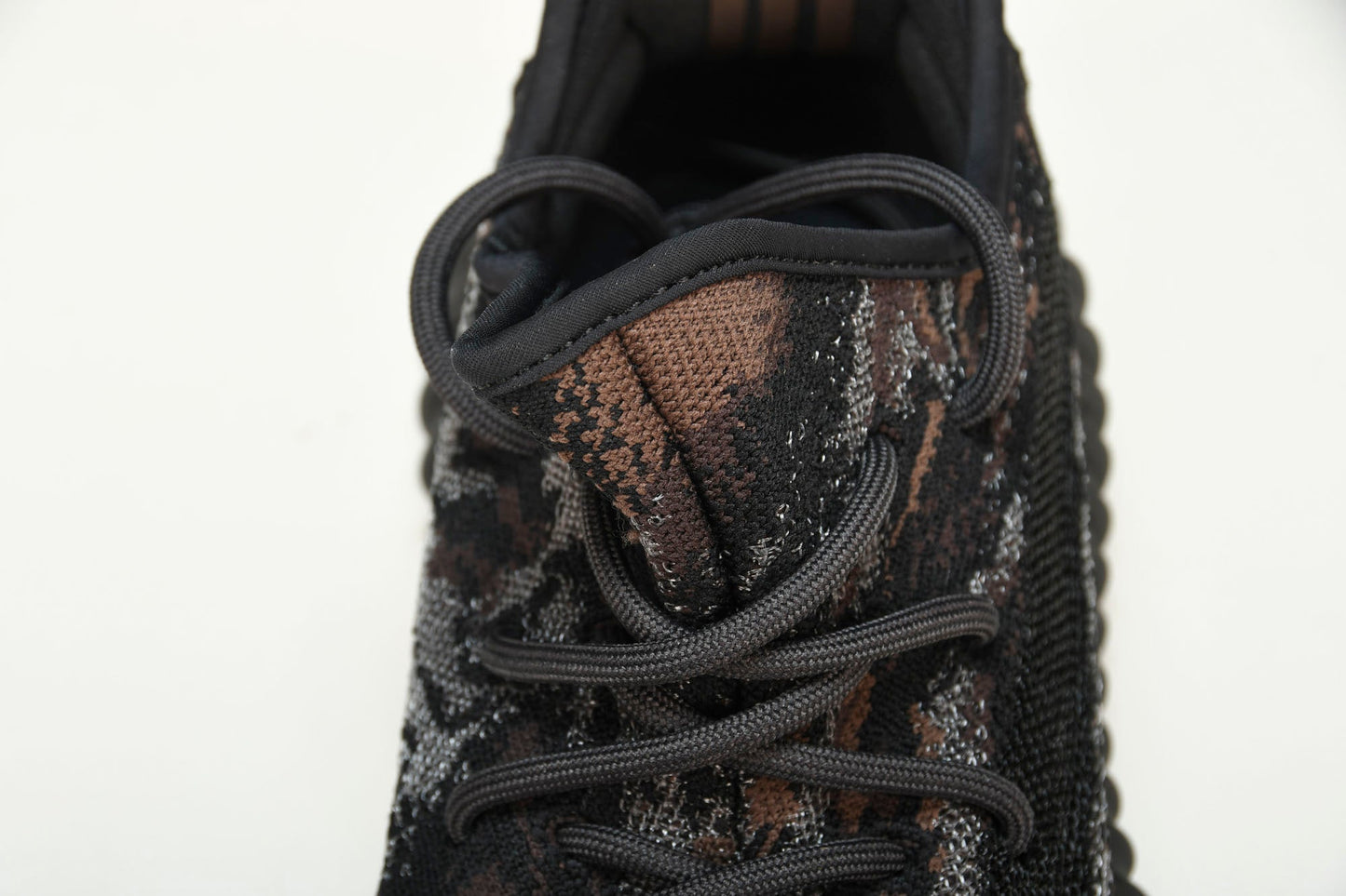 Yzy Boost 350 V2 'MX Rock' - UK 12 / US 12.5 / EU 47
