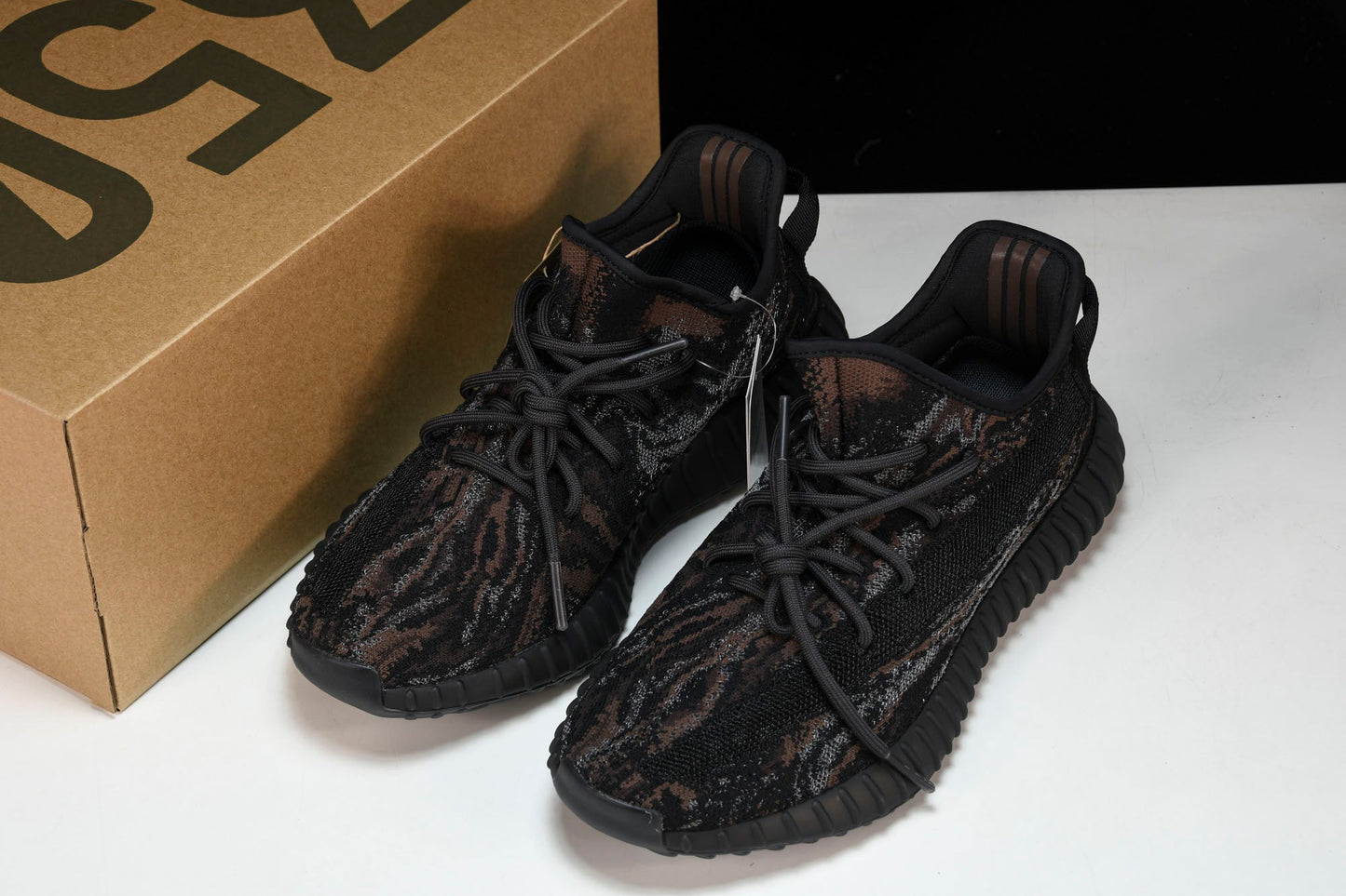 Yzy Boost 350 V2 'MX Rock' - UK 12 / US 12.5 / EU 47
