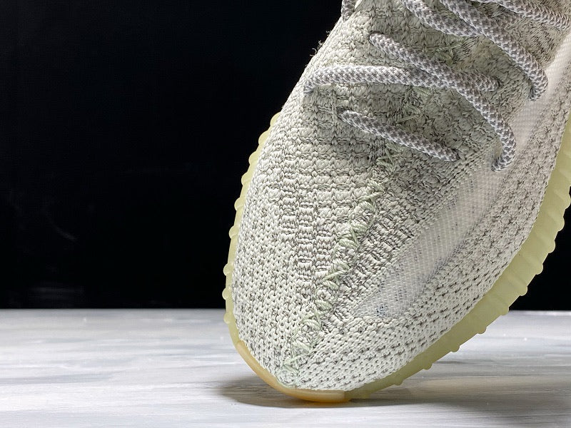 Yzy Boost 350 v2 Yeshaya Reflective - UK 3.5 / US 4 / EU 36