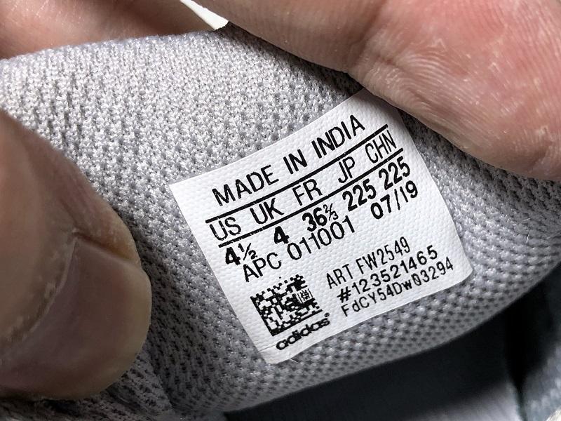 Yzy Boost 700 V2 Inertia - UK 6 / US 6.5 / EU 39