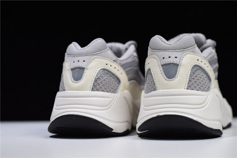 Yzy Boost 700 V2 Static - UK 9.5 / US 10 / EU 44