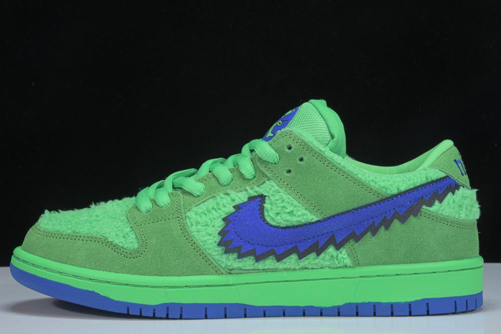 Grateful Dead x SB Dunk