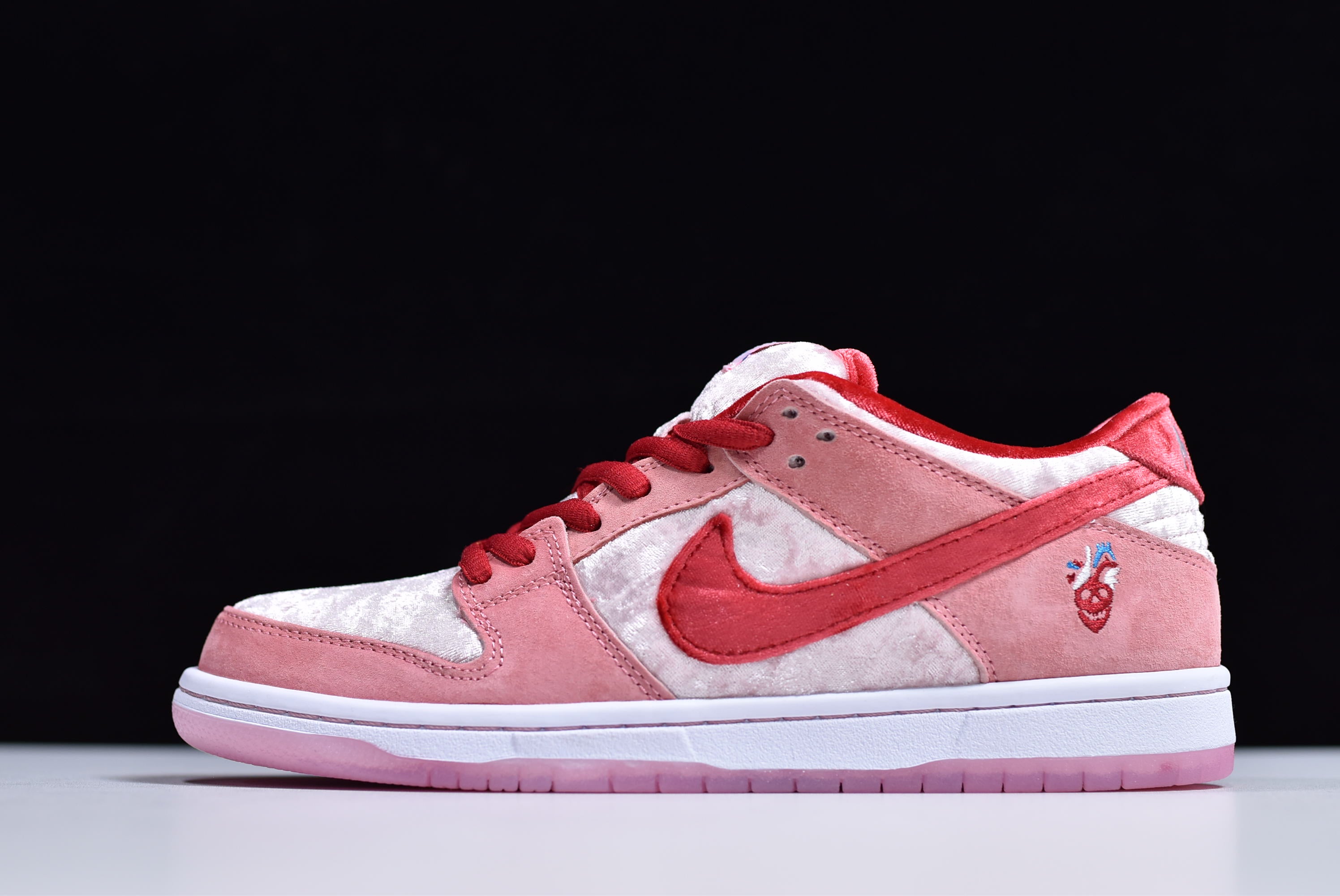 Strangelove x SB Dunk