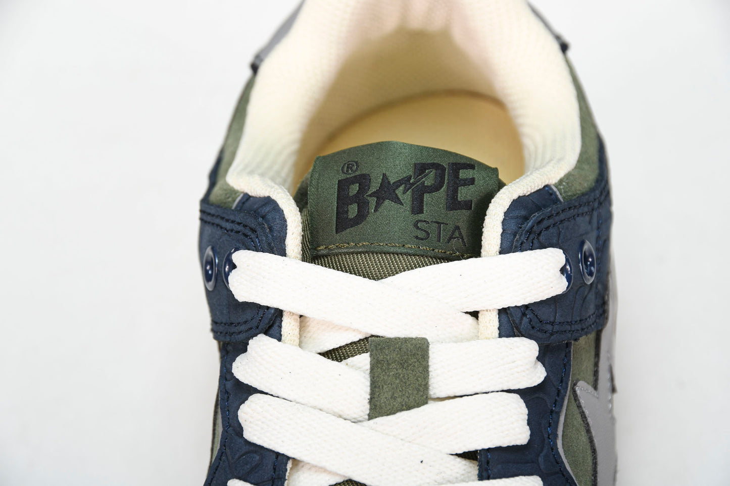 A Bathing Ape Bape SK8 Sta ‘Navy Khaki’