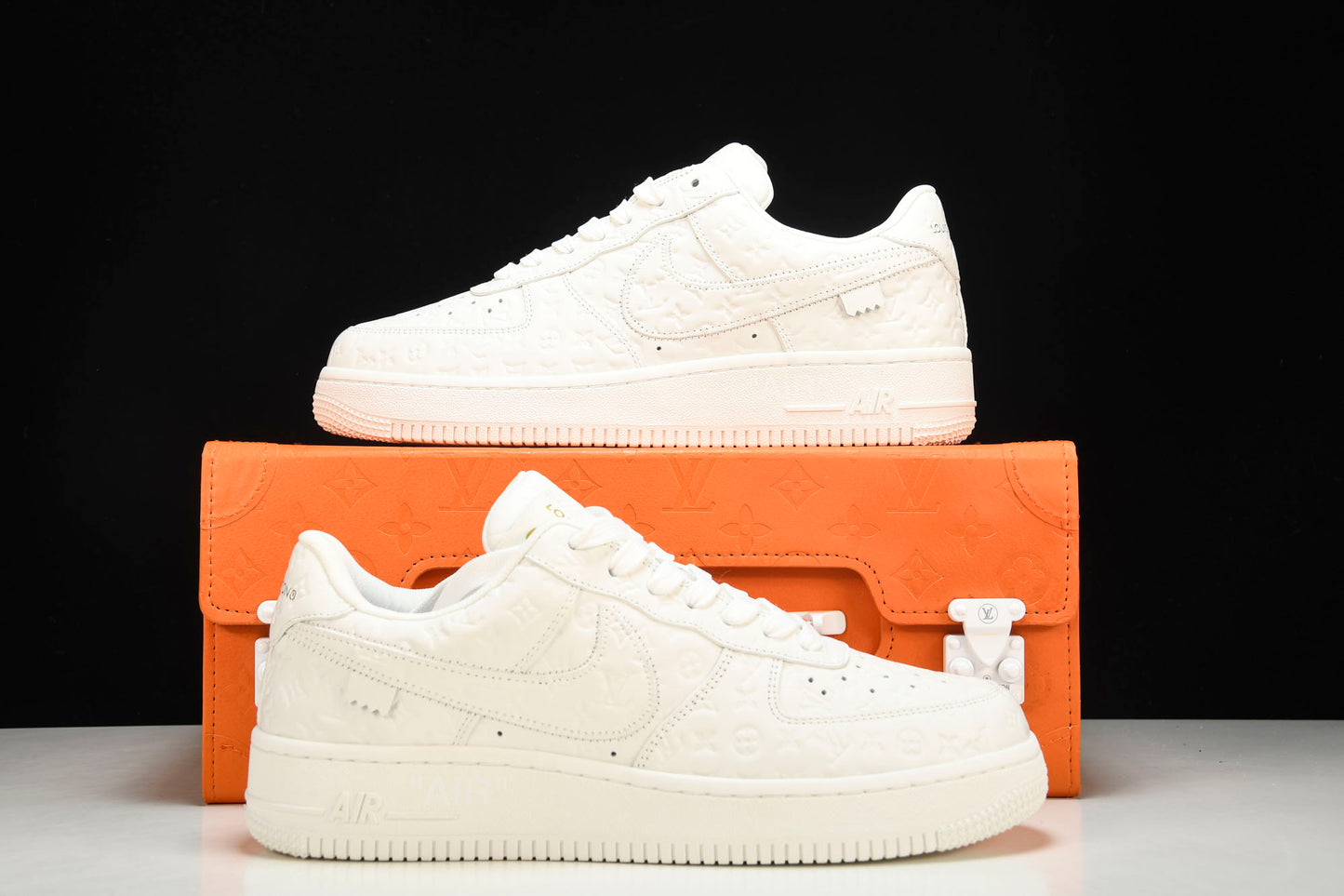 Louis Vuittоп x AF1 by Virgil Abloh 'White' (With Special Case)