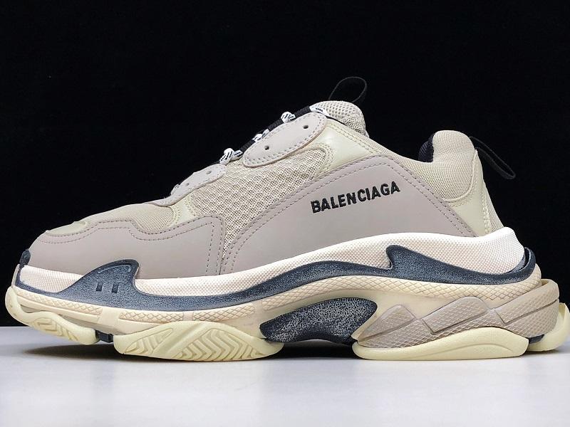 Triple S Sneaker "Beige Black"
