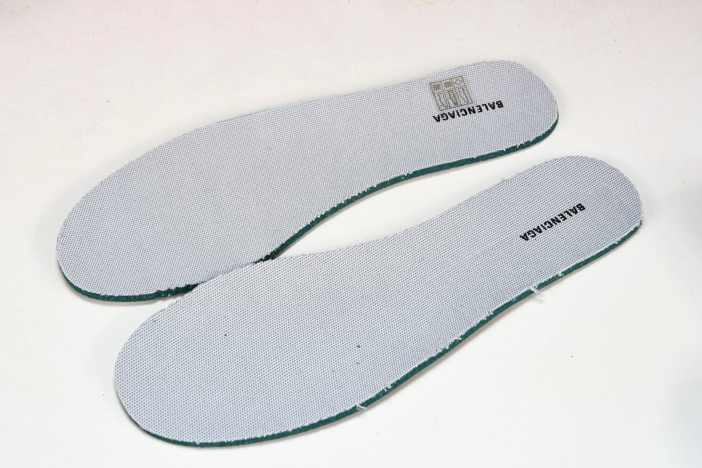 Phantom Trainer 'Light Grey'
