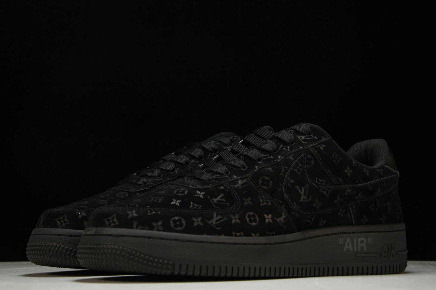Louis Vuittоп x AF1 by Virgil Abloh 'Black' (With Special Case)