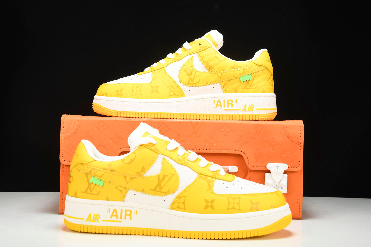 Louis Vuittоп x AF1 by Virgil Abloh 'Yellow' (With Special Case)