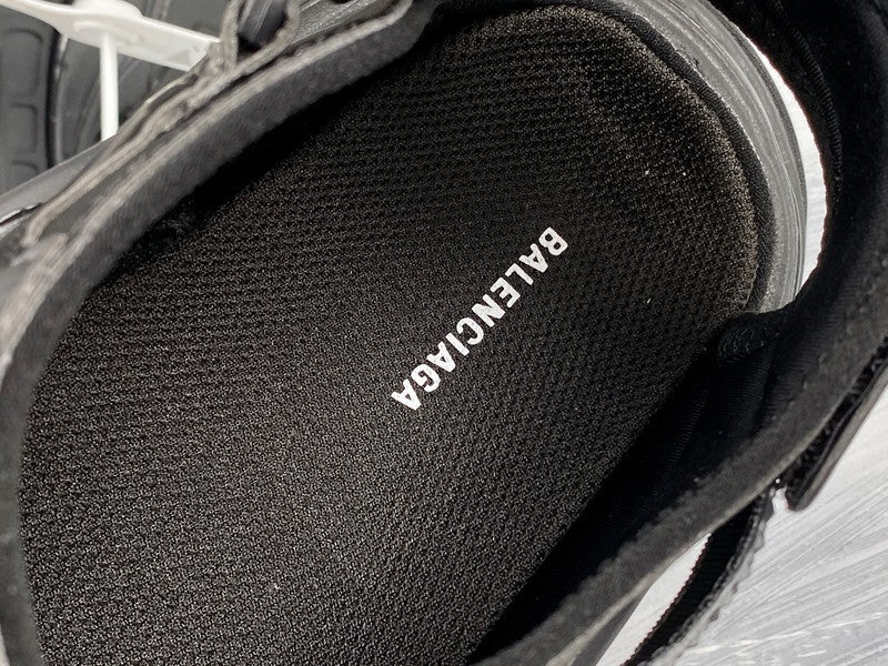 Track Sandal 'Triple Black'