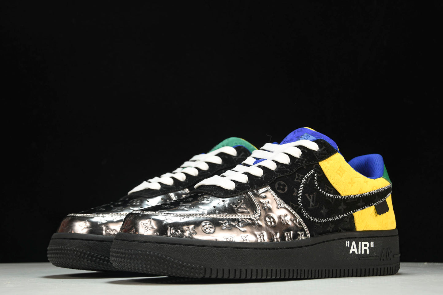 Louis Vuittоп x AF1 by Virgil Abloh 'Metallic Silver' (With Special Case)