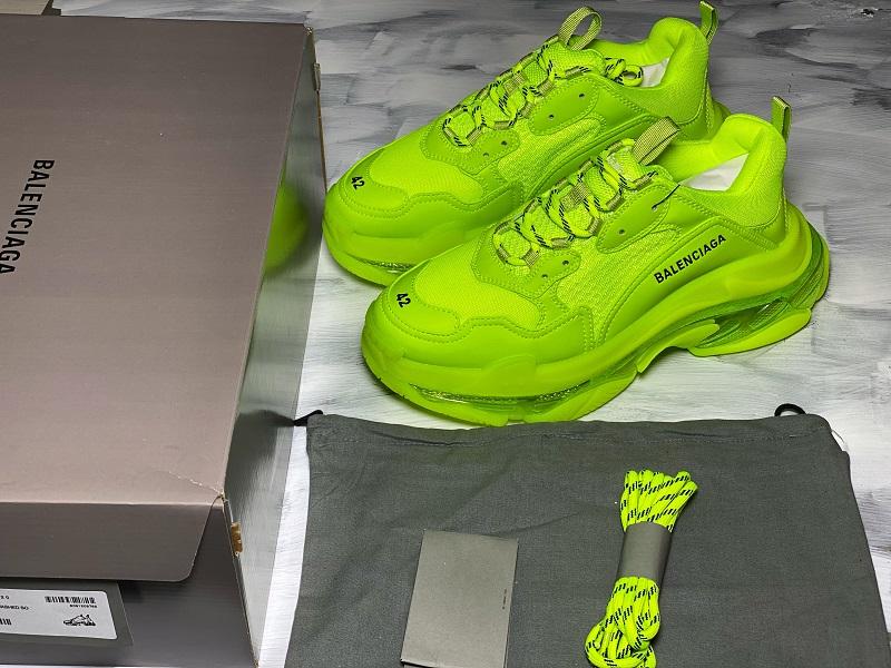 Triple S Sneaker "Fluo Yellow"