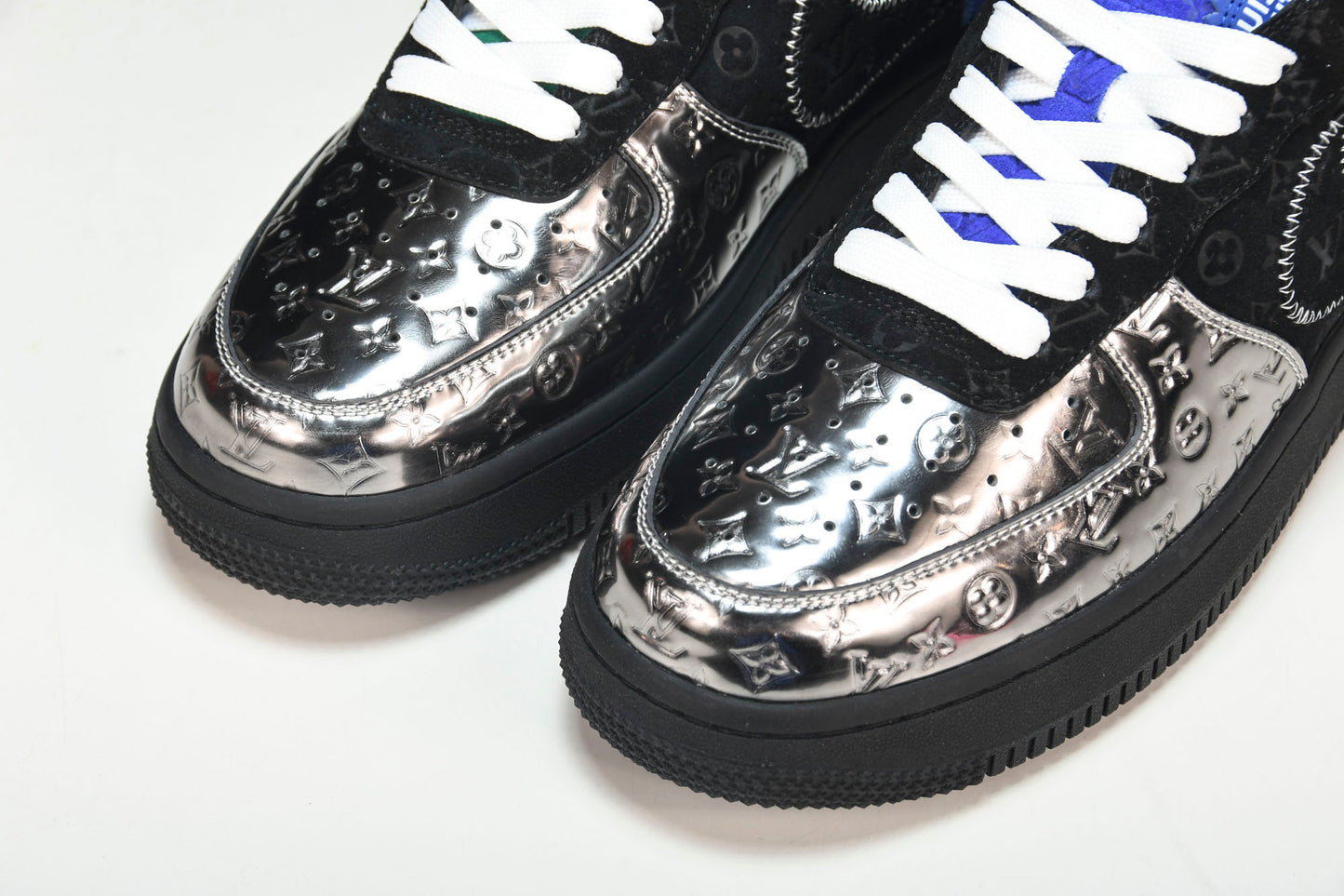 Louis Vuittоп x AF1 by Virgil Abloh 'Metallic Silver' (With Special Case)