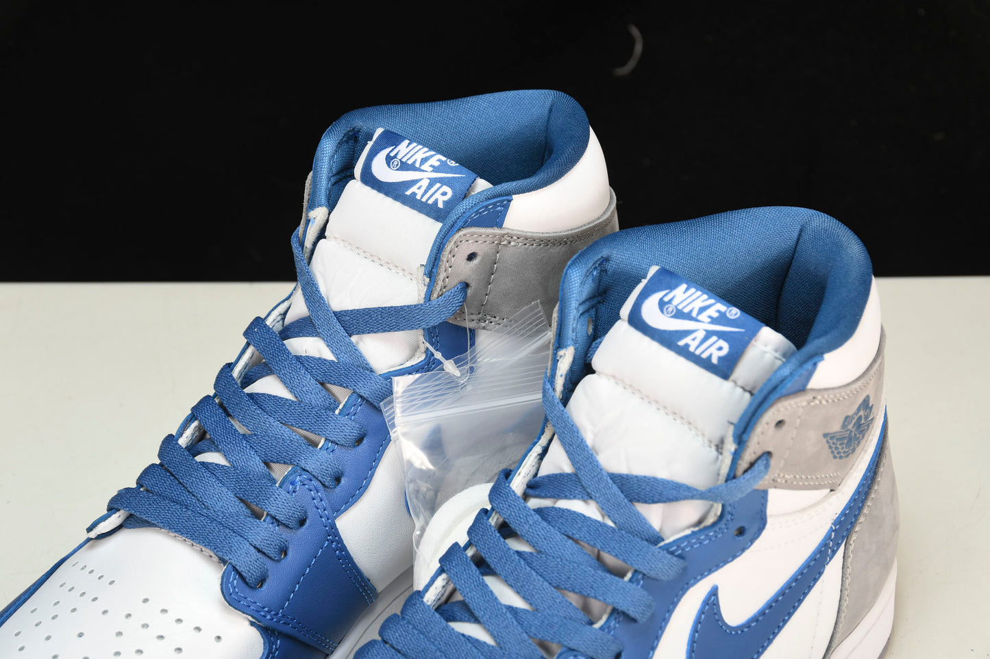 AJ1 Retro High OG 'True Blue'