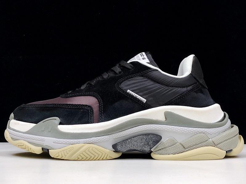 Triple S Sneaker "Bordeaux"