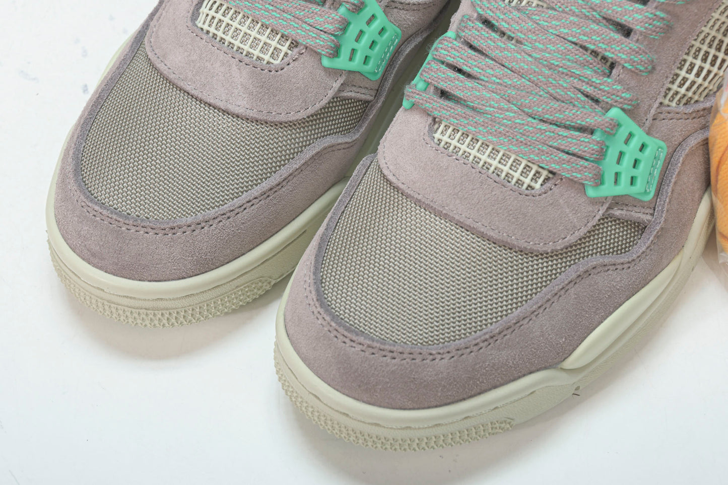 AJ4 Retro Union SP 'Taupe Haze'