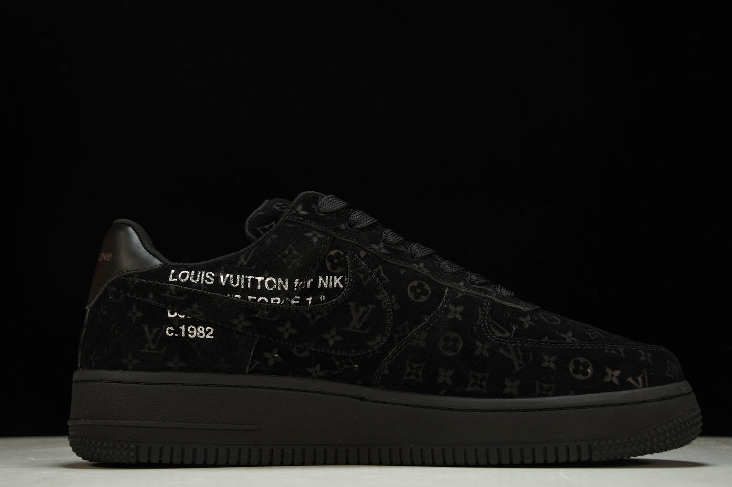 Louis Vuittоп x AF1 by Virgil Abloh 'Black' (With Special Case)
