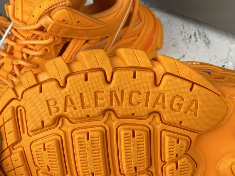 Track 2.0 Trainer 'Orange'