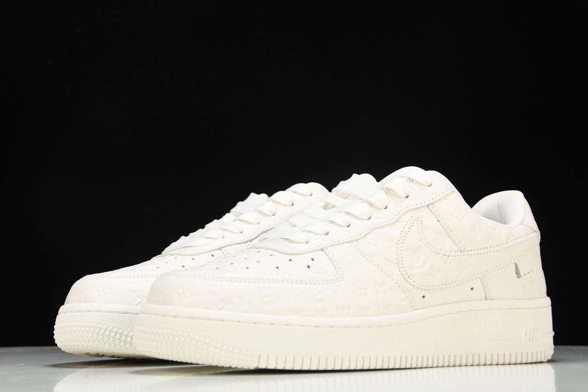 Louis Vuittоп x AF1 by Virgil Abloh 'White' (With Special Case)