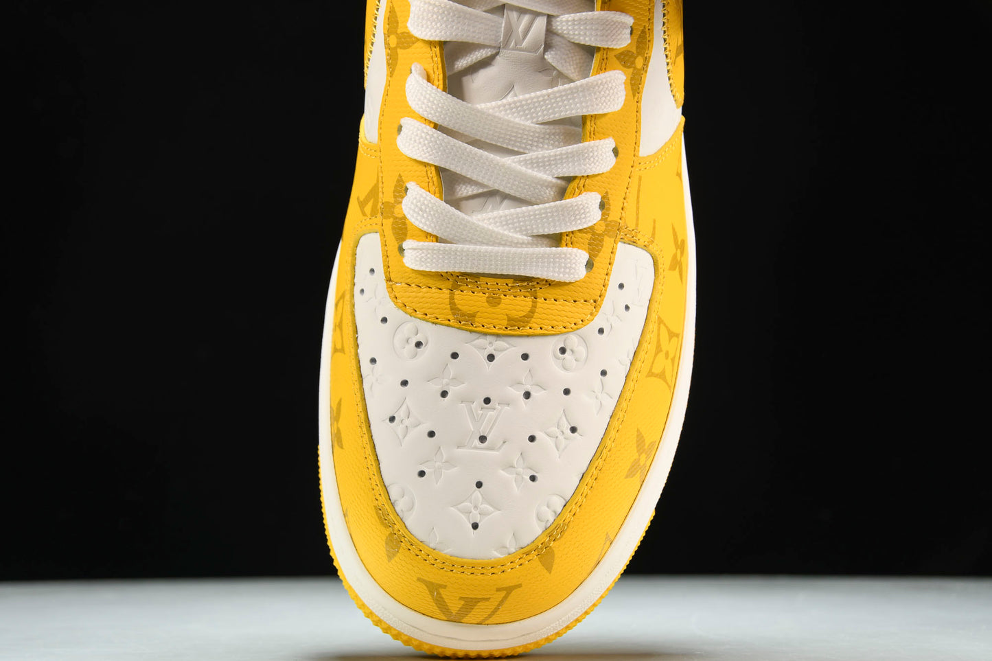 Louis Vuittоп x AF1 by Virgil Abloh 'Yellow' (With Special Case)