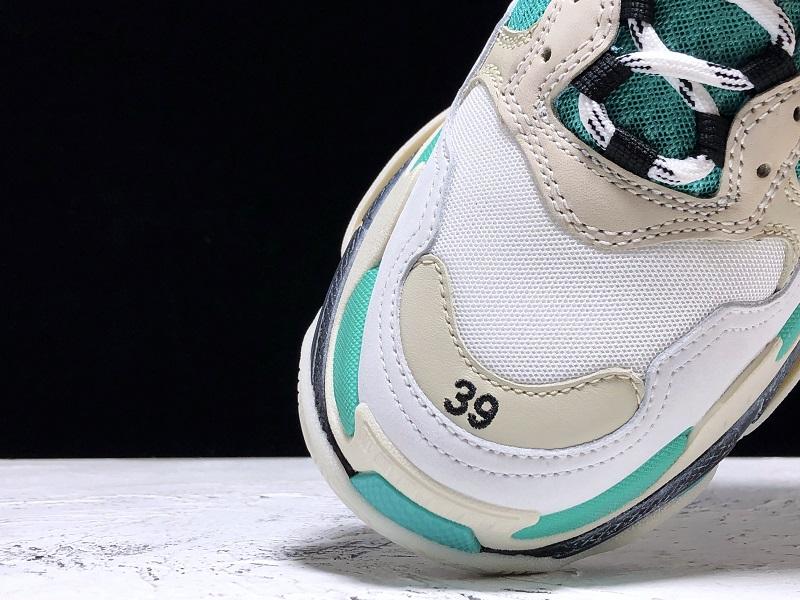 Triple S Sneaker "White Green"