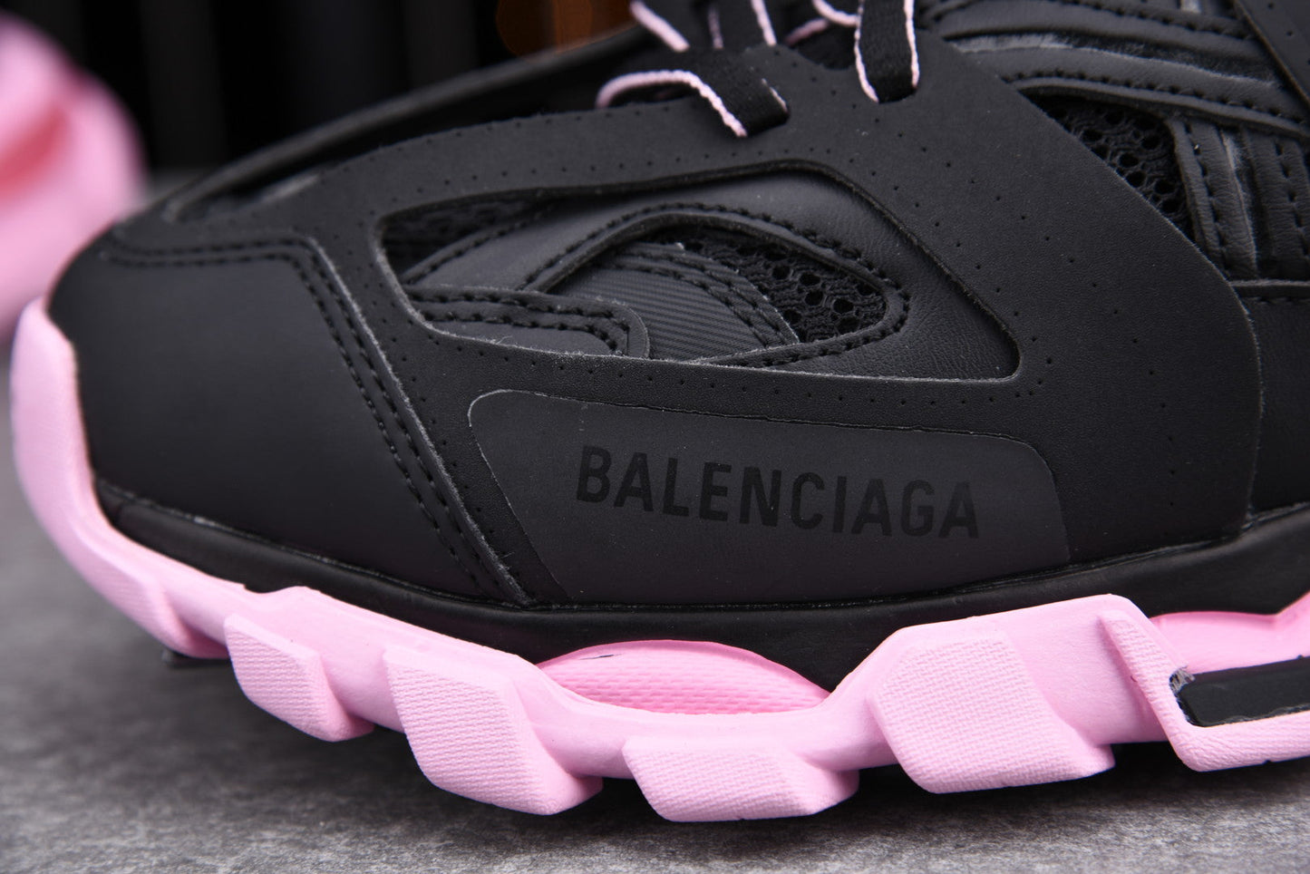 Track Trainer 'Black Pink'