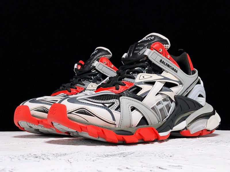 Track 2.0 Trainer 'Black Grey Red'