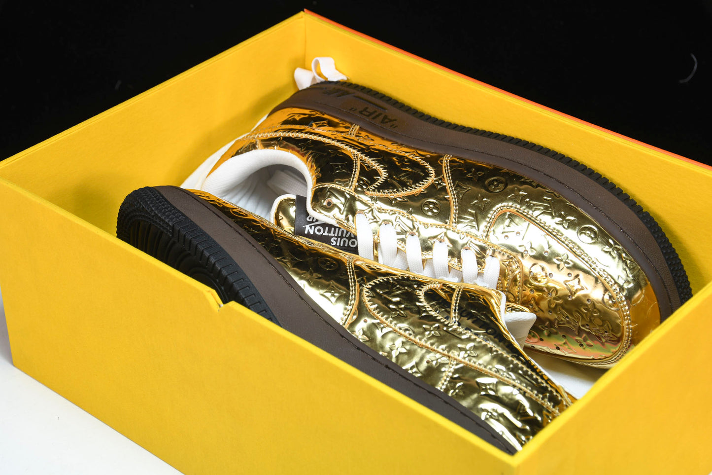 Louis Vuittоп x AF1 by Virgil Abloh 'Metallic Gold' (With Special Case)