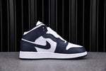 AJ1 Mid GS ‘Obsidian’