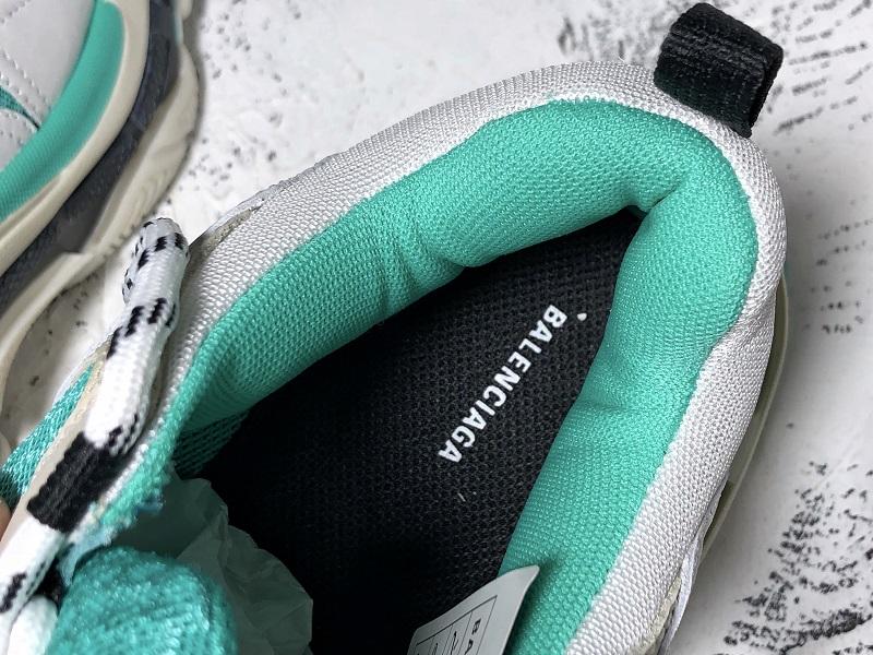 Triple S Sneaker "White Green"
